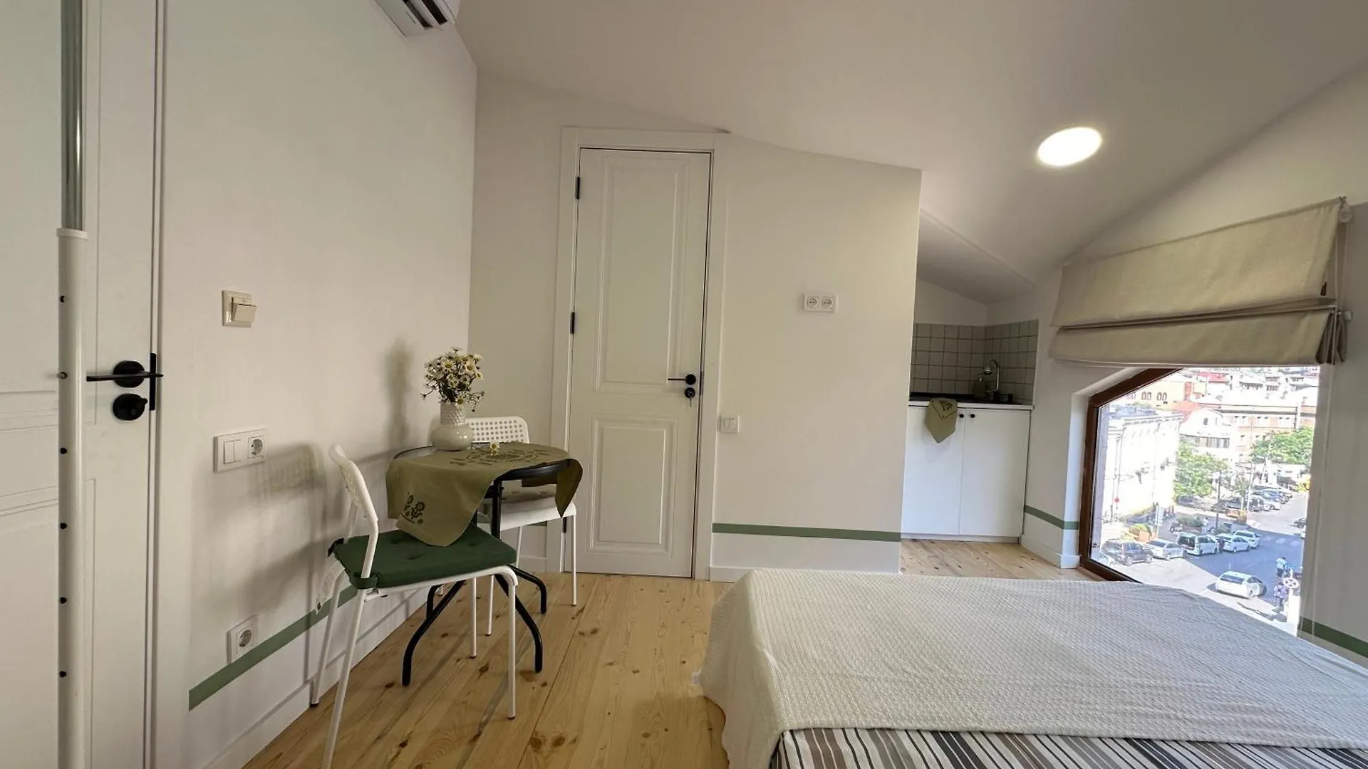 Tiny Apartments On Orbeliani Square - Green Line Tbilisi